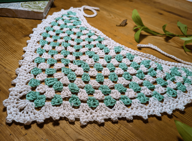 Azura - Bandana