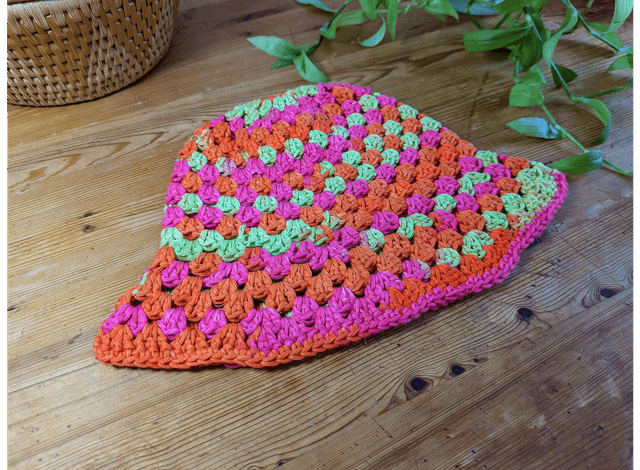 Spring Granny - Bucket hat